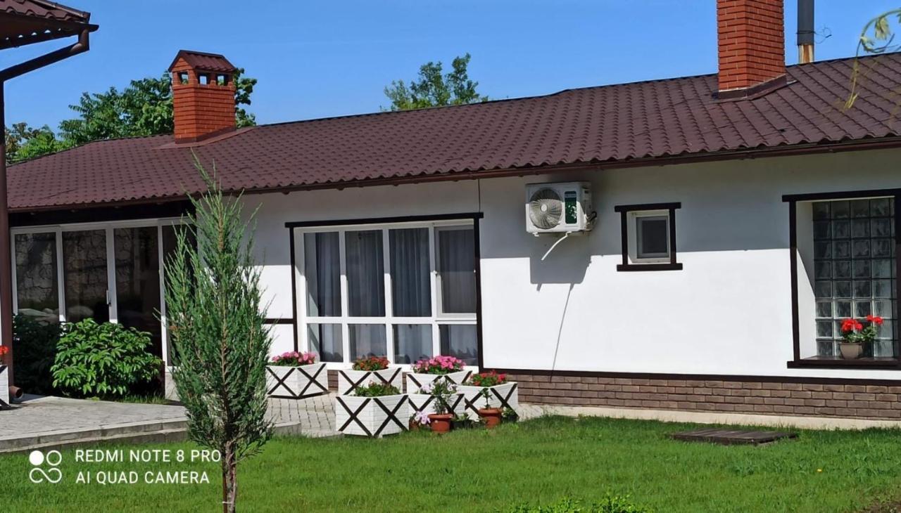 Экодом Hotell Bilhorod-Dnistrovskyj Eksteriør bilde
